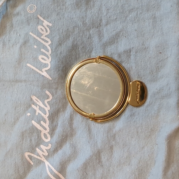 Judith Leiber Evening Bag in Red Karung Snakeskin with Pocket Mirror - Picture 5 of 10